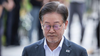 韓國最大在野黨黨首李在明結(jié)束十天絕食，前往檢察廳接受調(diào)查