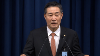 韩总统提名国民力量党国会议员申源湜为新任国防部长官候选人