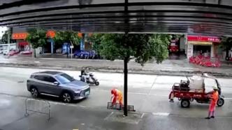 广东惠州：司机低头找充电线撞上环卫工，致1死1伤