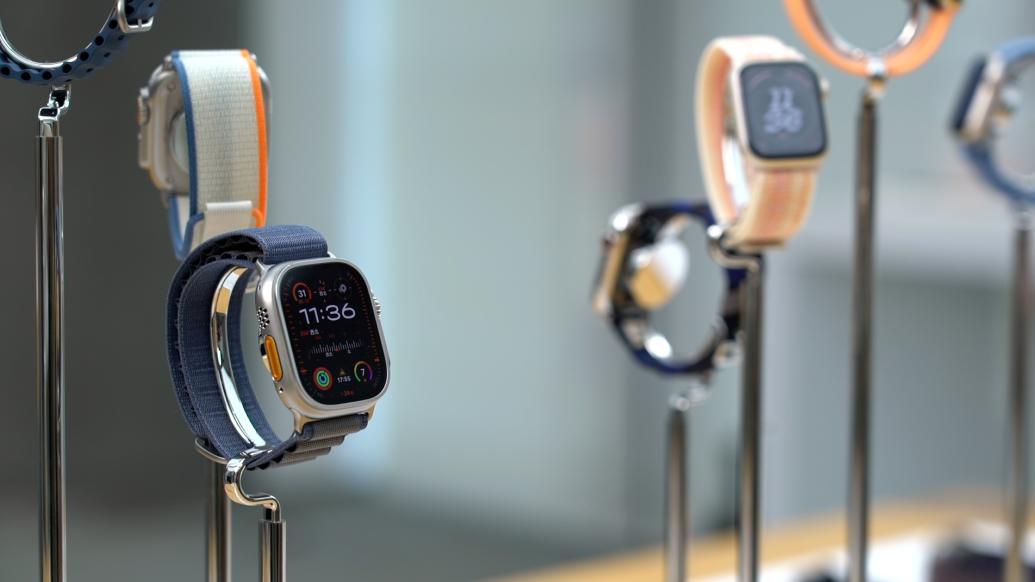 新款Apple Watch体验：双指互点轻松实现单手操控