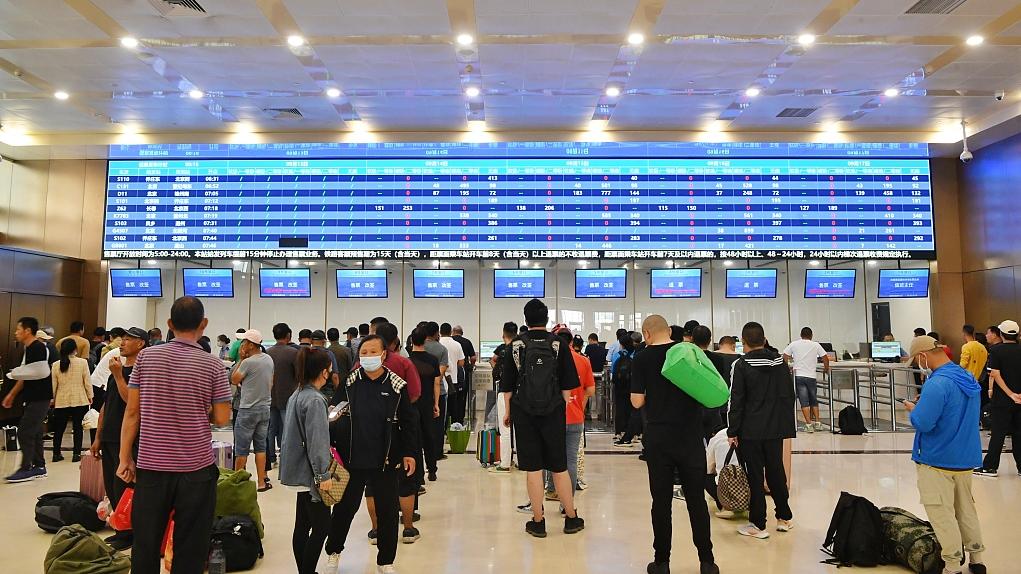 今日开售10月5日火车票，假期增开的200列夜间高铁车票已陆续发售