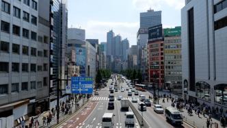 日本東京股市兩大股指低開低走，明顯下跌