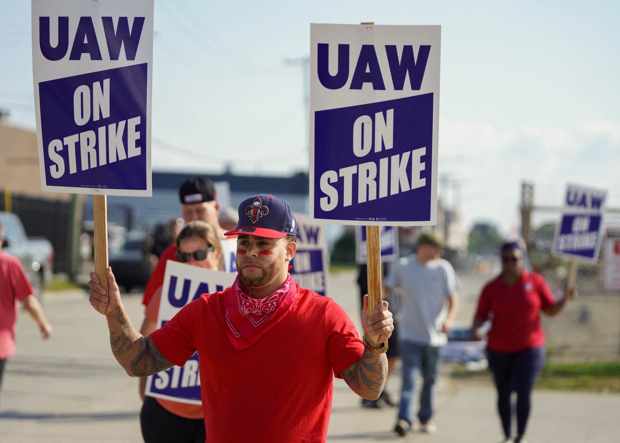 美国汽车工人大罢工升级：再增38地，已造成16亿美元损失