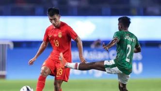 中国亚运男足0-0战平孟加拉国，对手多次制造反击威胁