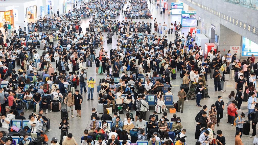 9月28日全国铁路预计发送旅客1550万人次