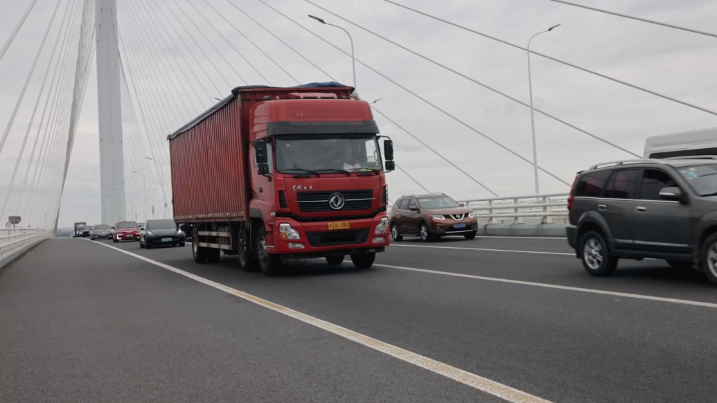 G40返程大車流已來臨：車流飽和量達每小時4100輛