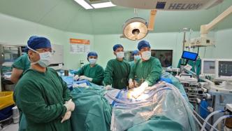 16岁少年“漏斗胸”致心脏移位，上海专家2厘米切口成功矫正