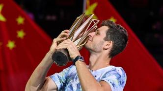 胡尔卡奇2-1击败卢布列夫，上海网球大师赛迎来新冠军