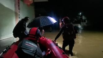 暴雨致村镇内涝，消防营救疏散17人