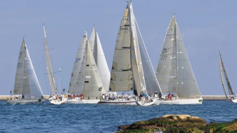 马耳他举行地中海帆船赛