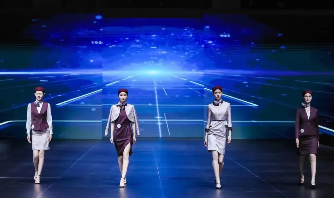 职业装也能这么美！上服集团设计师周翠华再次获奖