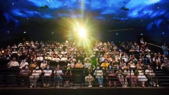 电影市场恢复推动票房增长，中国电影三季度净利增超6倍