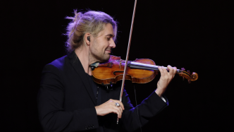 小提琴界的超级玩家，大卫·葛瑞特燃情点亮上海夜空