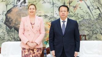 上海市长会见澳大利亚昆士兰州州长，促进两地人民领略彼此风光、美食和文化