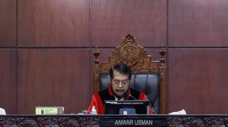 佐科妹夫未能回避利益冲突？印尼宪法法院首席法官被建议撤职