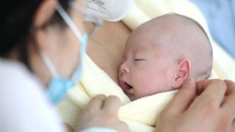 早产成新生儿死亡首要原因，复旦儿科设家庭病房开展“袋鼠式护理”