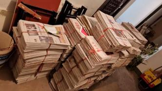老人35年收藏5万份报纸：收藏报纸就是收藏历史