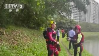 女子突然跳進水利溝，消防員飛身撲入溝中