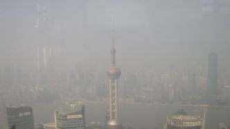 今日上海两区空气污染达重度，冷空气将于下班时段到市区