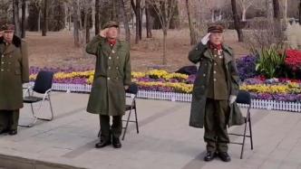 视频丨礼兵护送志愿军烈士遗骸抵达陵园