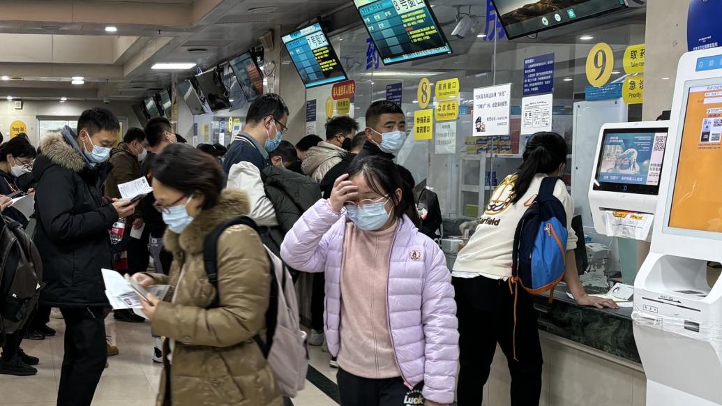 想改造出来一个储物空间，大神们给点建议呗