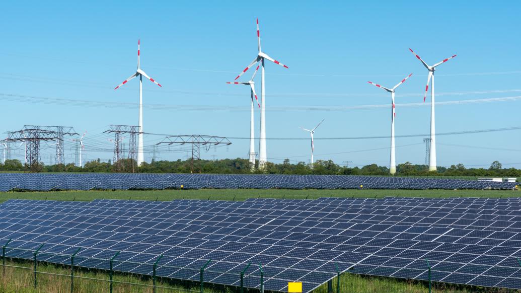 COP28速递｜逾110国承诺到2030年再生能源产能增加2倍