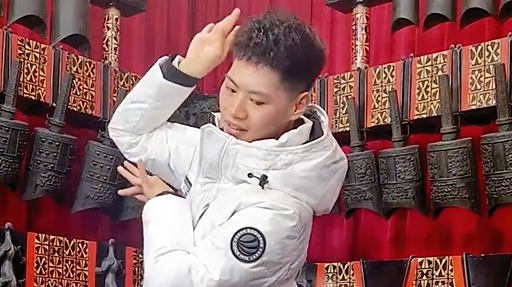 95后地鐵員工自學(xué)5年戲曲演繹《杜十娘》