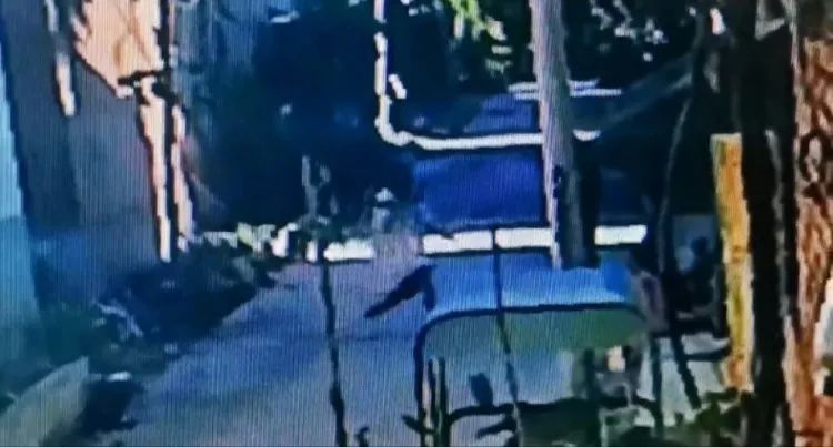 新乡一女子砍人后未被羁押还独自开店,辉县警方:她有精神疾病