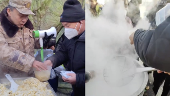 熱騰騰的早飯！甘肅積石山縣受災(zāi)群眾暖胃更暖心