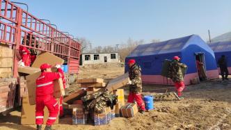 搜救失联人员、搬运转移救灾物资，中国安能持续奋战在地震救援一线