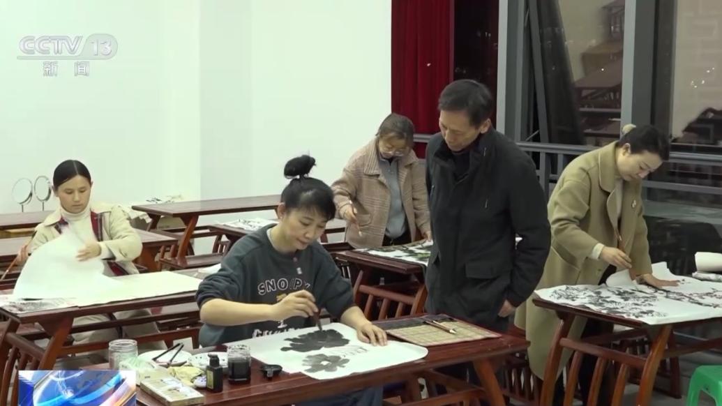 多地掀起“夜校潮”，夜校为何再次“出圈”？