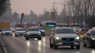 重污染天气预警升至红警，陕西三市启动机动车单双号限行措施
