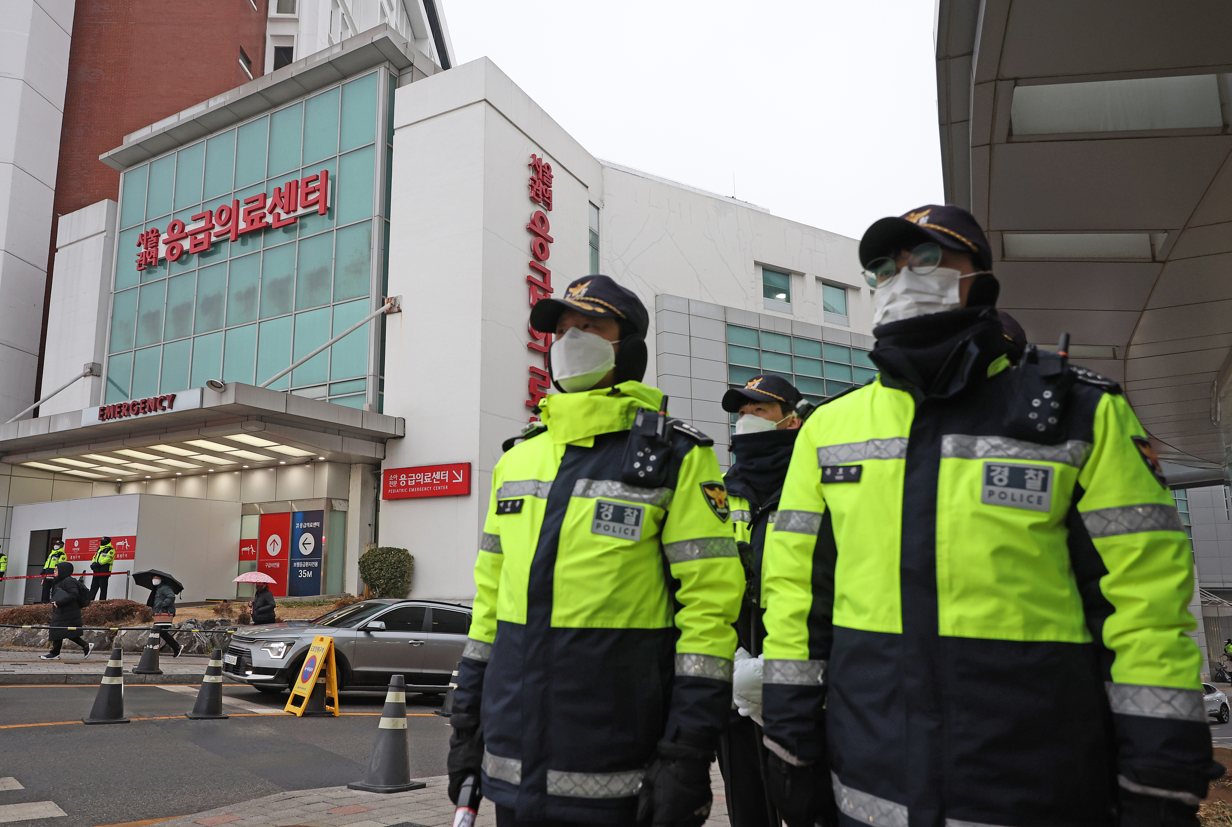 50多名差人没护住李在明，韩国最大在野党敦促加强政要安保