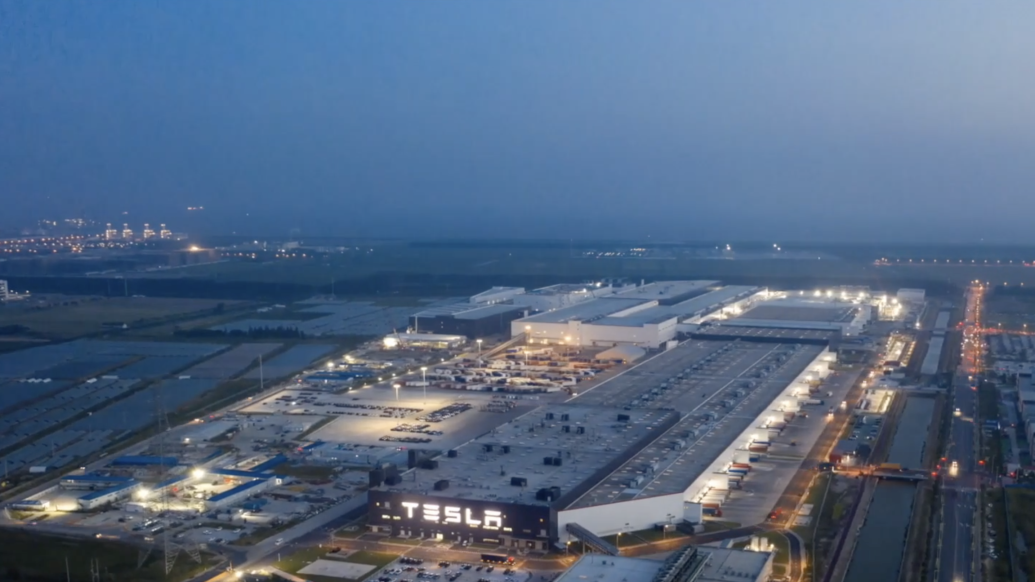 2023年特斯拉上海超级工厂国内交付超60万辆电动车