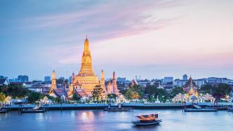 泰国总理：中泰两国3月起永久互免对方公民签证