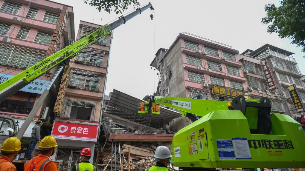 長沙市委書記吳桂英談“自建房倒塌致54死事故”：從領導責任來講都是重視不夠