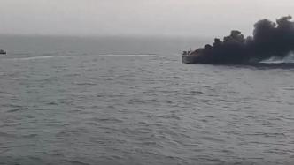 福建平潭：游艇失火沉没，船上3人全部获救