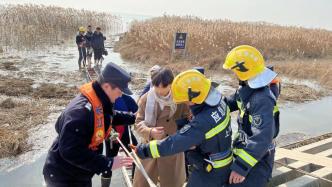 大学生拍摄毕业作品被困滩涂，上海民警联合多部门紧急救援