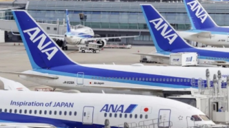 日本一波音客机飞行途中驾驶舱玻璃出现裂痕返航，机上人员未受伤