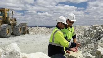 为何逆势增加未来三年澳洲锂精矿承购量？赣锋锂业回应：保供为重