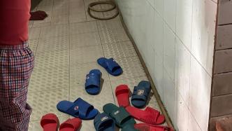 海南儋州一公厕收费还要求换拖鞋？当地回应或为私人厕所正调查