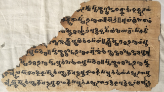 “丝路昆仑”，看新疆文物里的南北千年遗韵