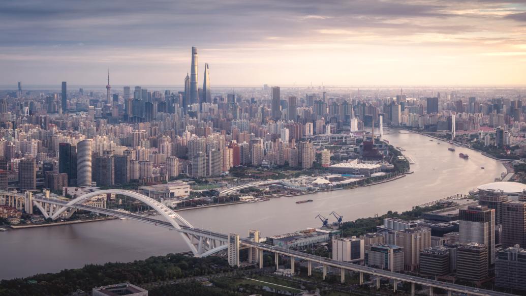 去年上海市重大工程完成投资2257.4亿元，超计划5%