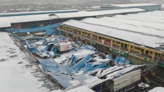 湖南郴州一水果大市场顶棚积雪垮塌前预警及时，百余人成功避险