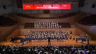 200名團(tuán)員同唱《滿城煙花》，東藝童聲合唱團(tuán)唱響新年