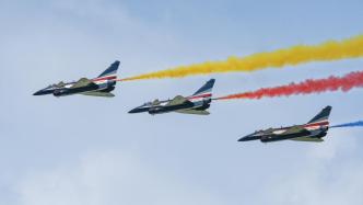 空军八一飞行表演队将参加沙特国际防务展并进行飞行表演
