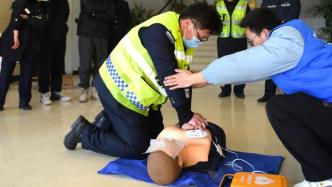 “救”在身边：嘉兴高速春运前购置4台AED设备