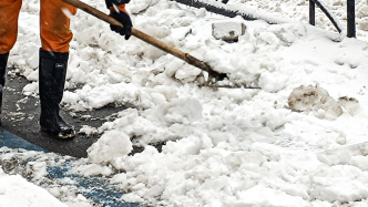 湖北孝感发布道路结冰红警：大部地区仍有结冰、积雪