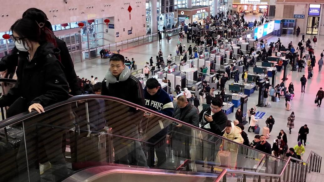 新一轮雨雪冰冻天气来袭，长沙南站多措并举保障旅客出行