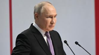 普京接受美国争议主播专访：想让俄罗斯吃败仗？绝无可能！